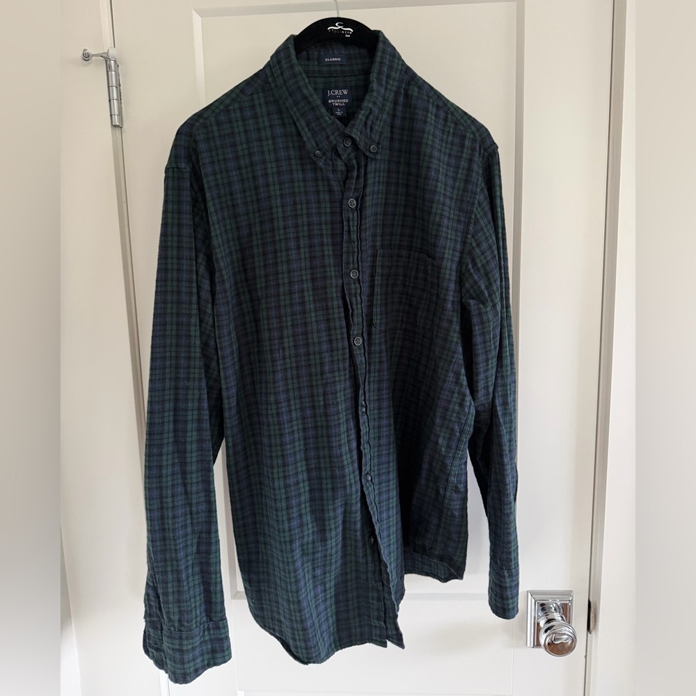 J.Crew Brushed Twill Plaid Button-Down Shirt
Size: Large (Classic Fit)